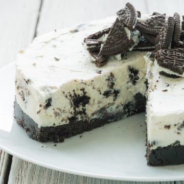 Easy-to-make Oreo Cheesecake Recipe