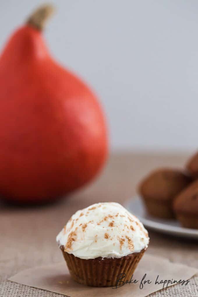 Pumpkin Muffins with a sweet cinnamon frosting