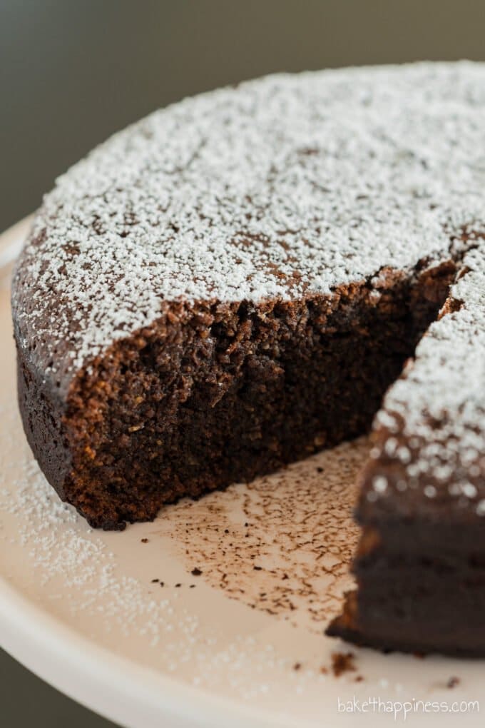 Moist flourless chocolate cake | Baking for Happiness