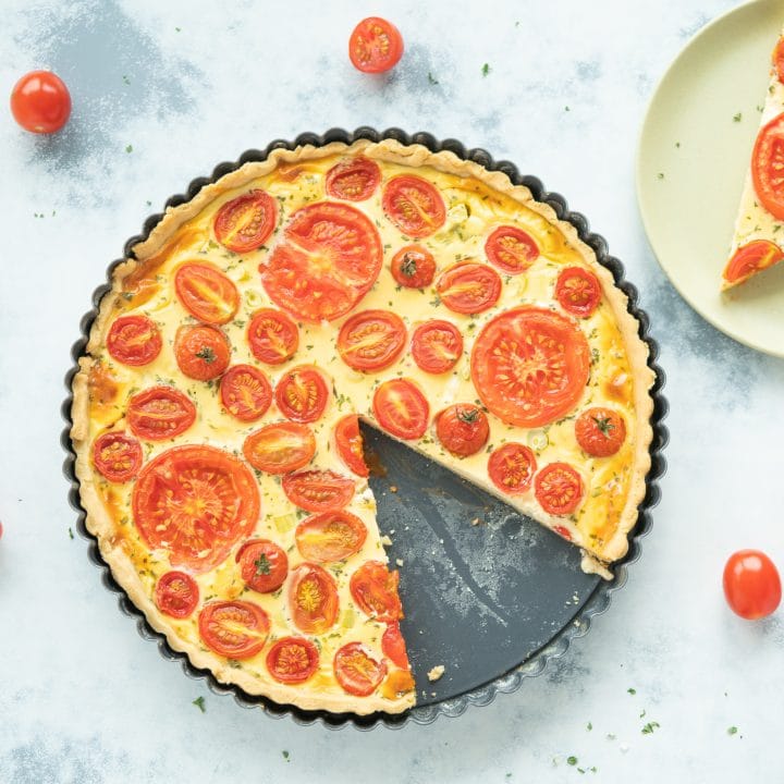 Easy tomato quiche