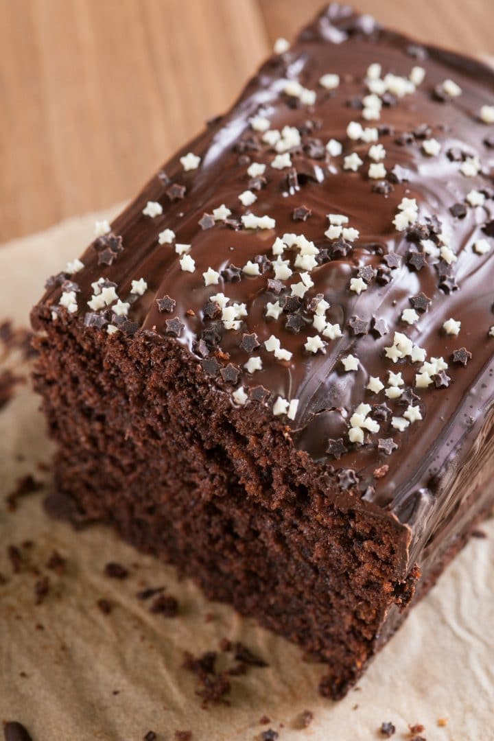 Easy delicious chocolate loaf cake recipe