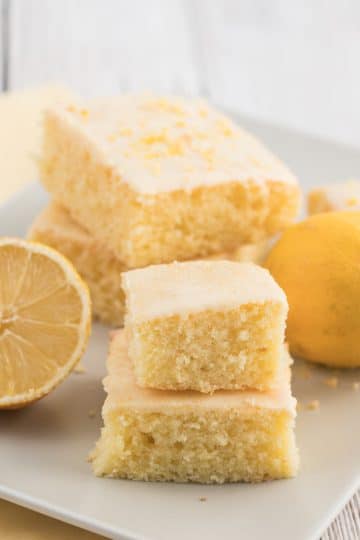 easy moist lemon sheet cake