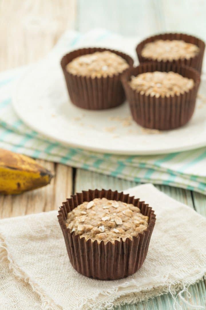 Healthy sugar-free banana-oatmeal muffins