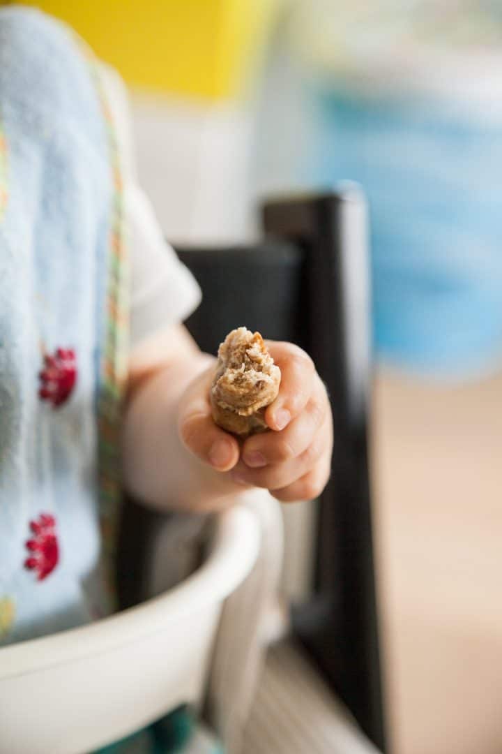 Spelt sticks for babies