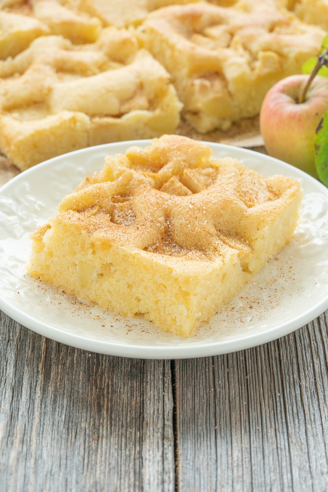 Sunken apple sheet cake