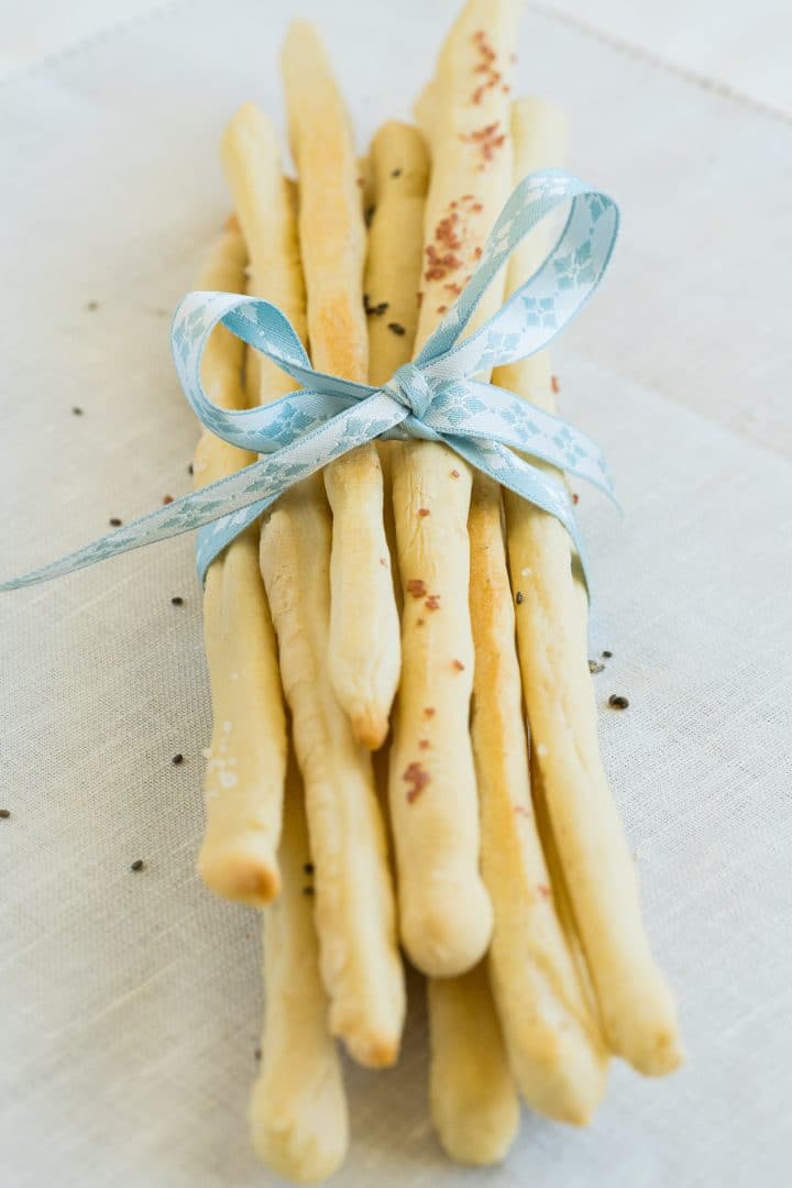 Easy Italian breadsticks