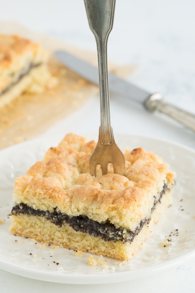German Poppy Seed Cake with Streusel