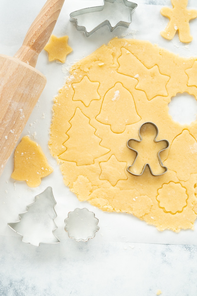 classic roll out christmas cookies