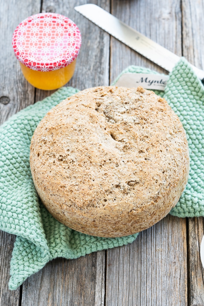 easy bread with rye meal