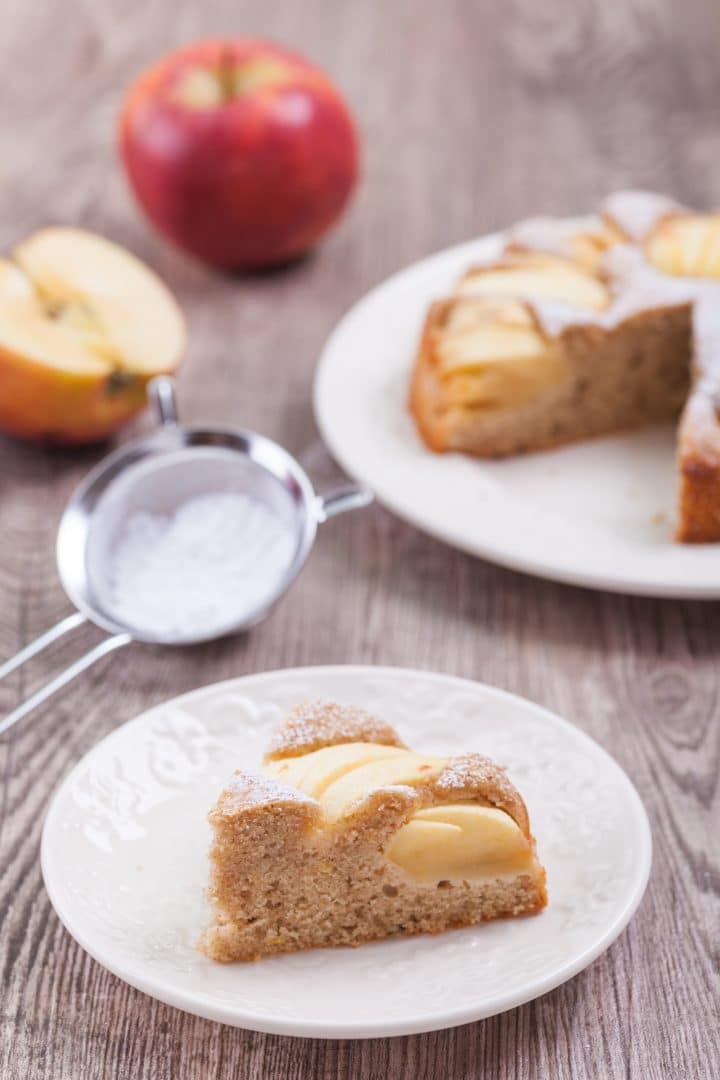 low-fat apple cake