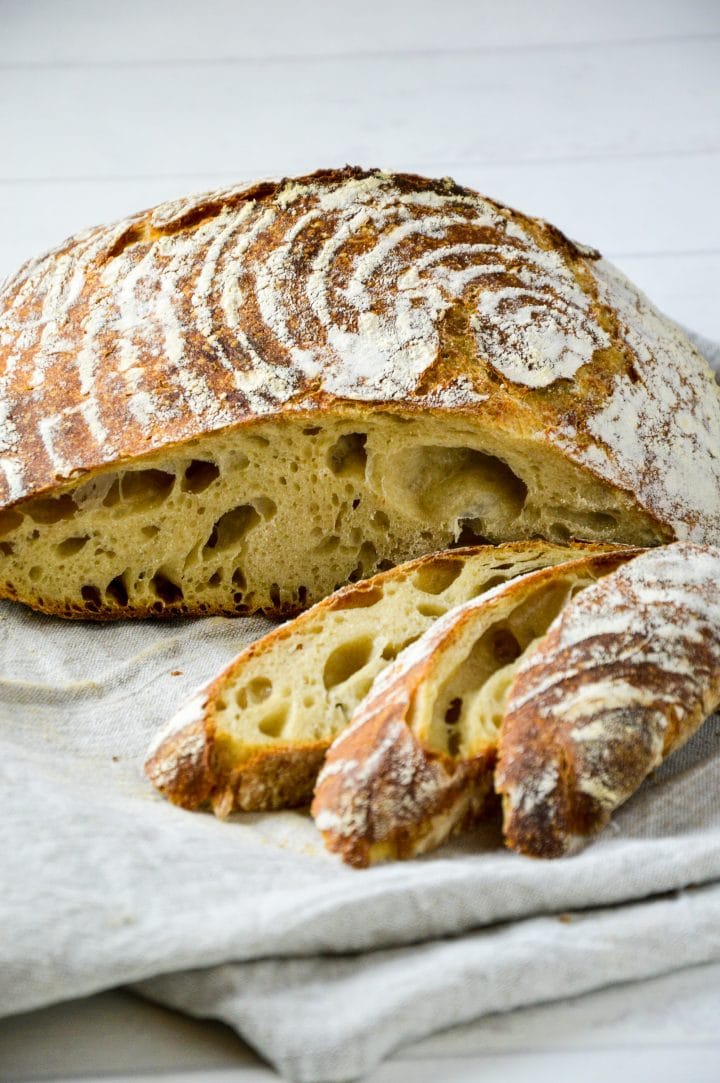 spelt sourdough bread cut