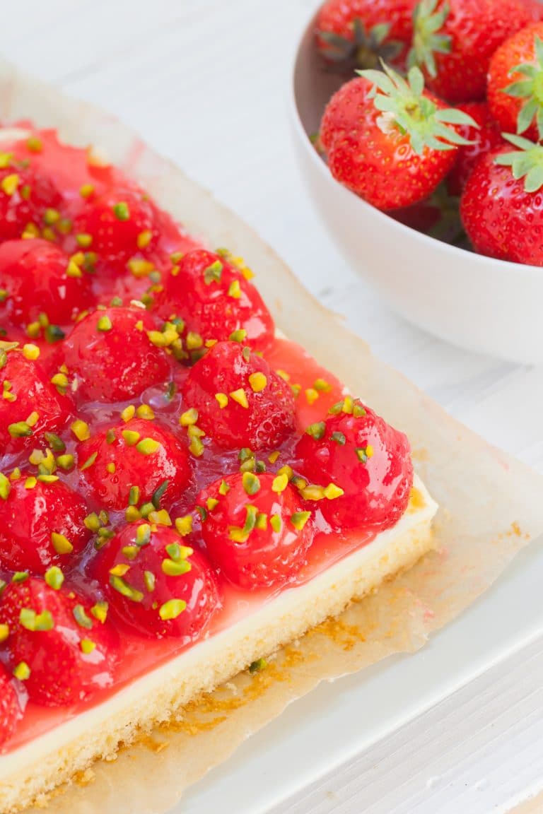 Delicious Strawberry Pudding Sheet Cake