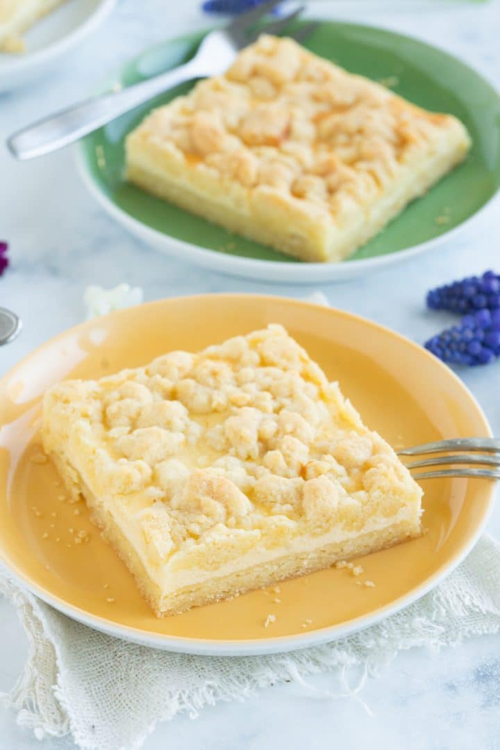 crumble cheesecake delicious and easy recipe