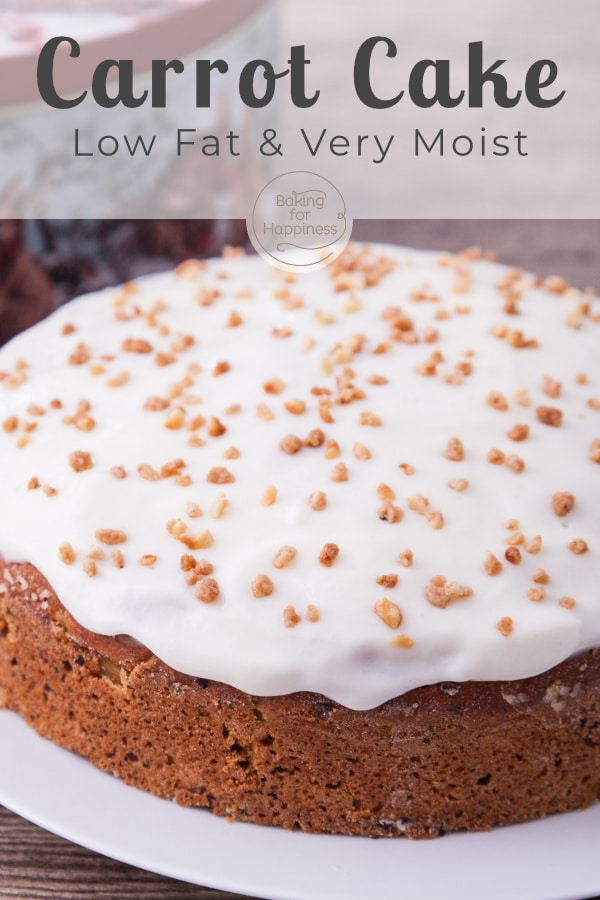 Very moist, low-fat carrot cake without nuts: A healthy carrot cake can be so delicious! This recipe is a great alternative to the classic one.