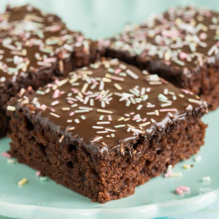Easy Chocolate Sheet Cake