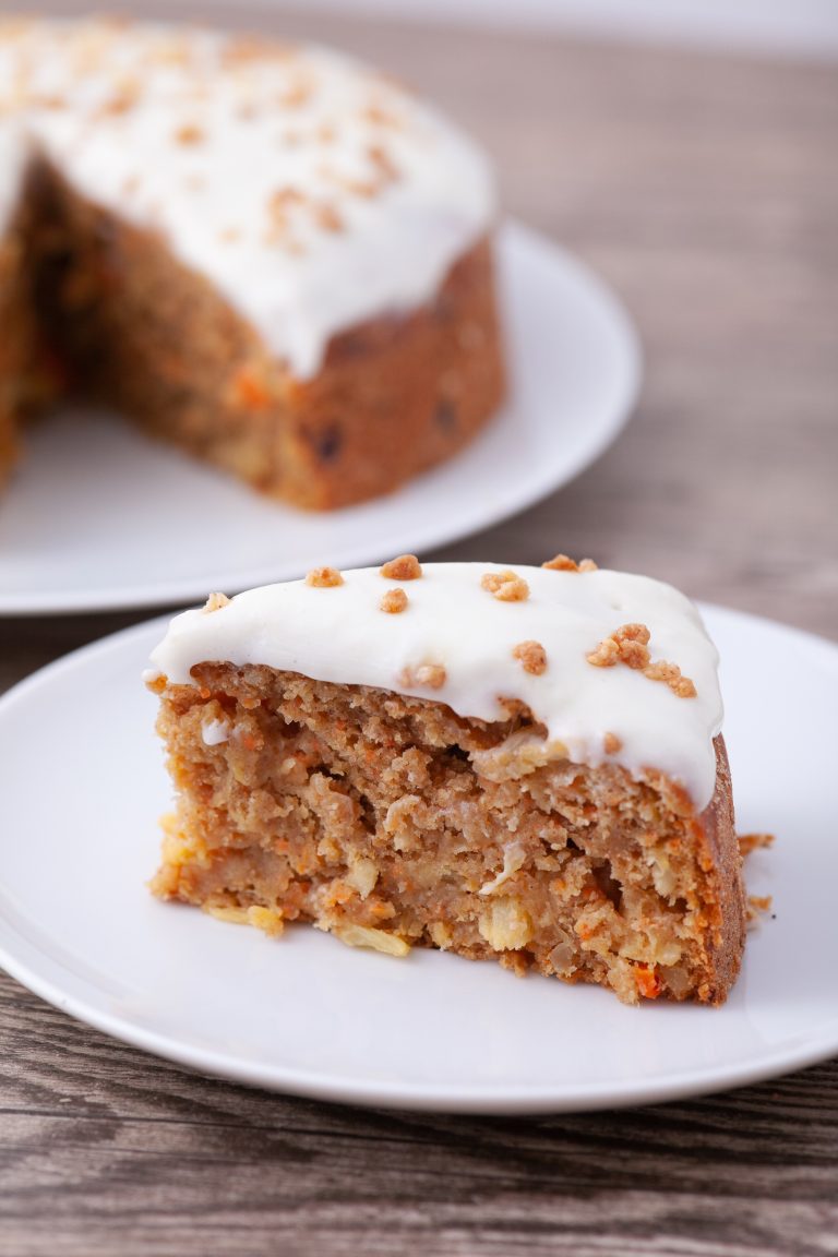 Low-Fat Moist Carrot Cake