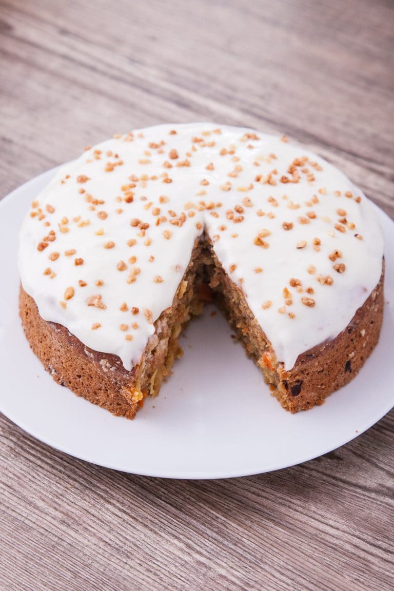 Low-Fat Moist Carrot Cake