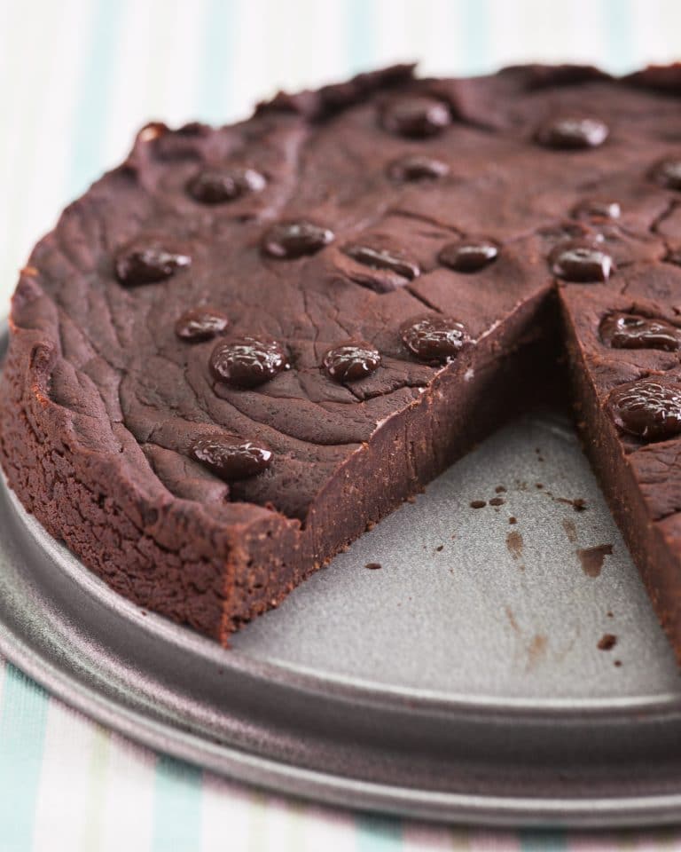 Vegan Gluten-Free Chocolate Cake