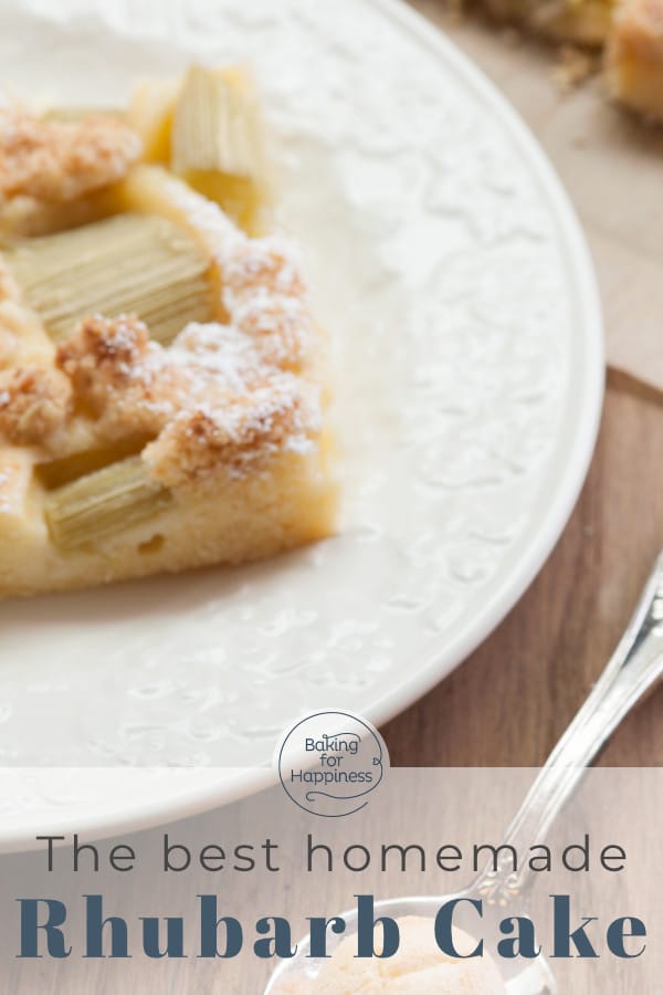 Delicious recipe for a moist rhubarb crumble sheet cake. Grandma's rhubarb cake is simply the best during spring!