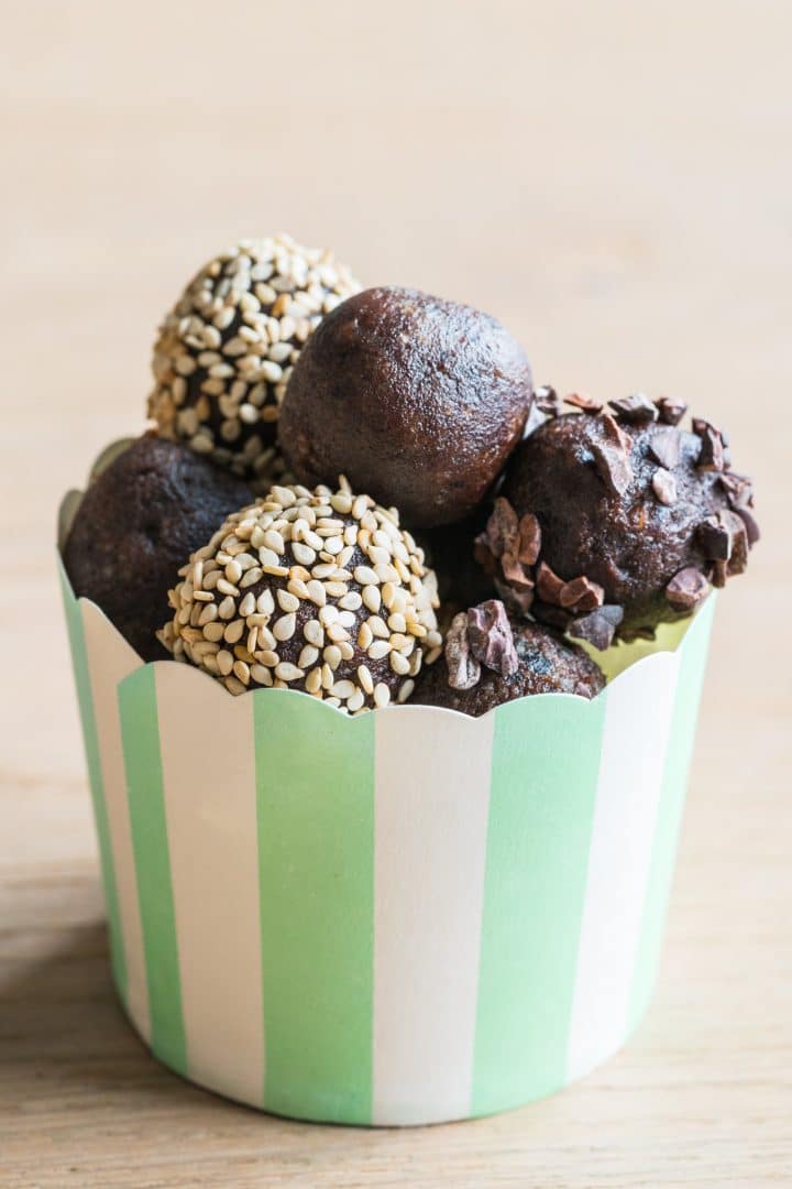 vegan-date-energy-balls