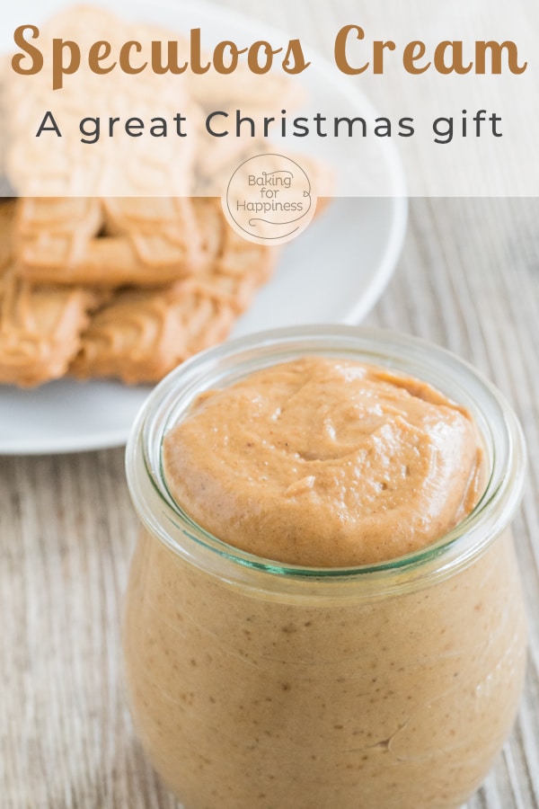 Cookies as a spread – so easy to make easy homemade speculoos cream! It is the perfect spread for Christmas and a great gift from the kitchen.