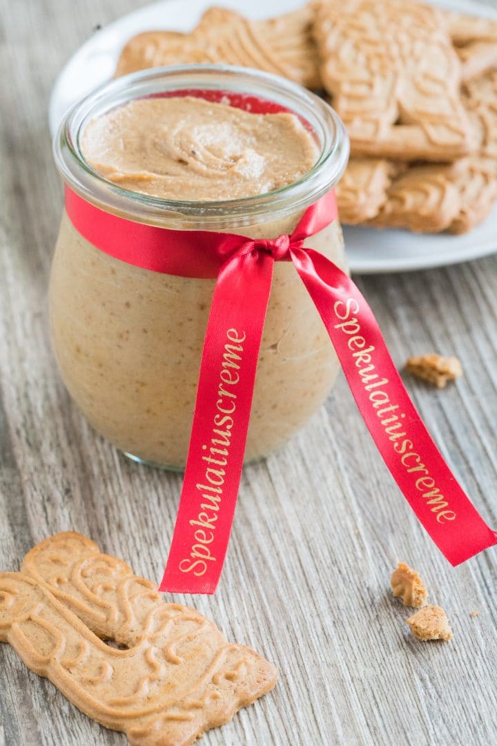 christmas-cookies-spread