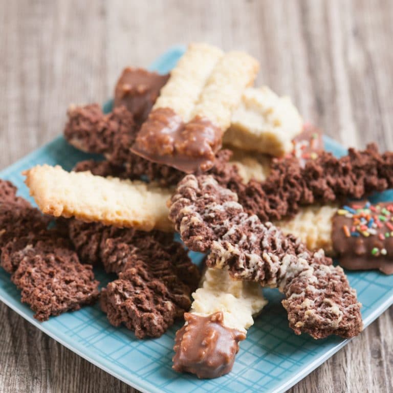 Grandma's Easy Shortbread Biscuits