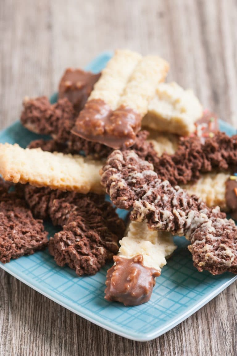 Grandma's Easy Shortbread Biscuits