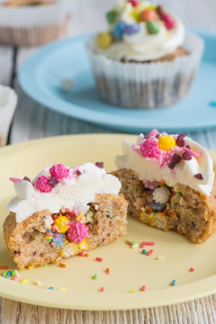pinata-muffins-with-smarties