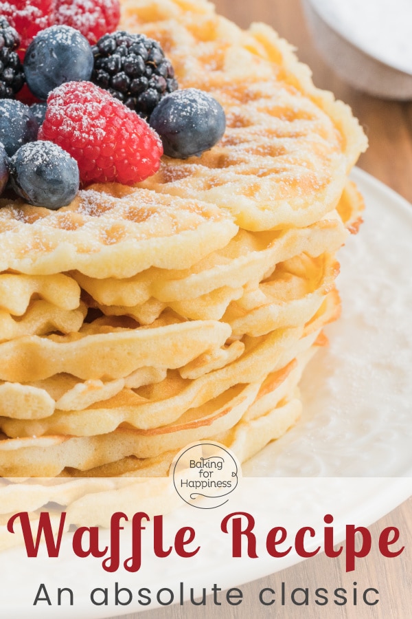 This easy waffle recipe is an absolute classic. And with my tips & tricks, the heart waffles are guaranteed to succeed!