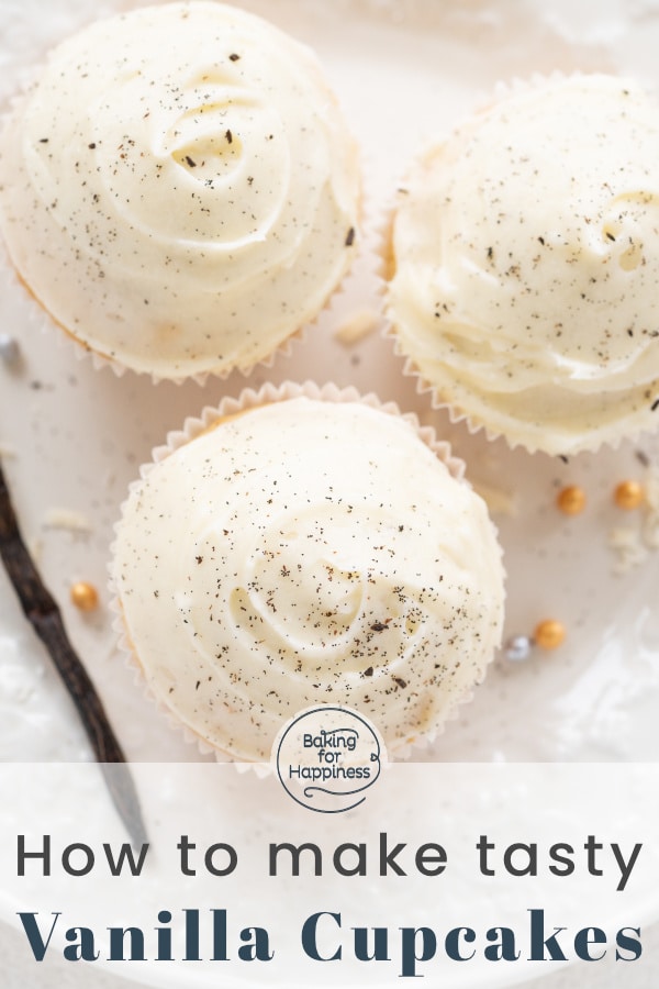 Moist and fluffy vanilla cupcakes with buttercream frosting: these classy cupcakes are perfect for special occasions!