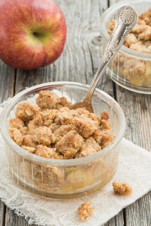 Apple Crumble with Oats Baking for Happiness