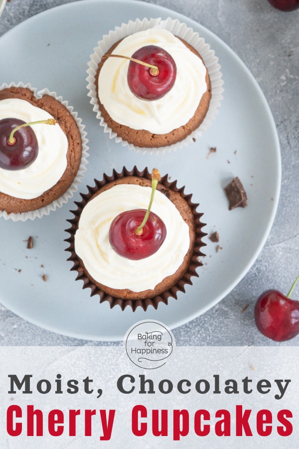 Moist chocolate cherry cupcakes with creamy cream cheese topping: these Black Forest Cherry Cupcakes are simply delicious.