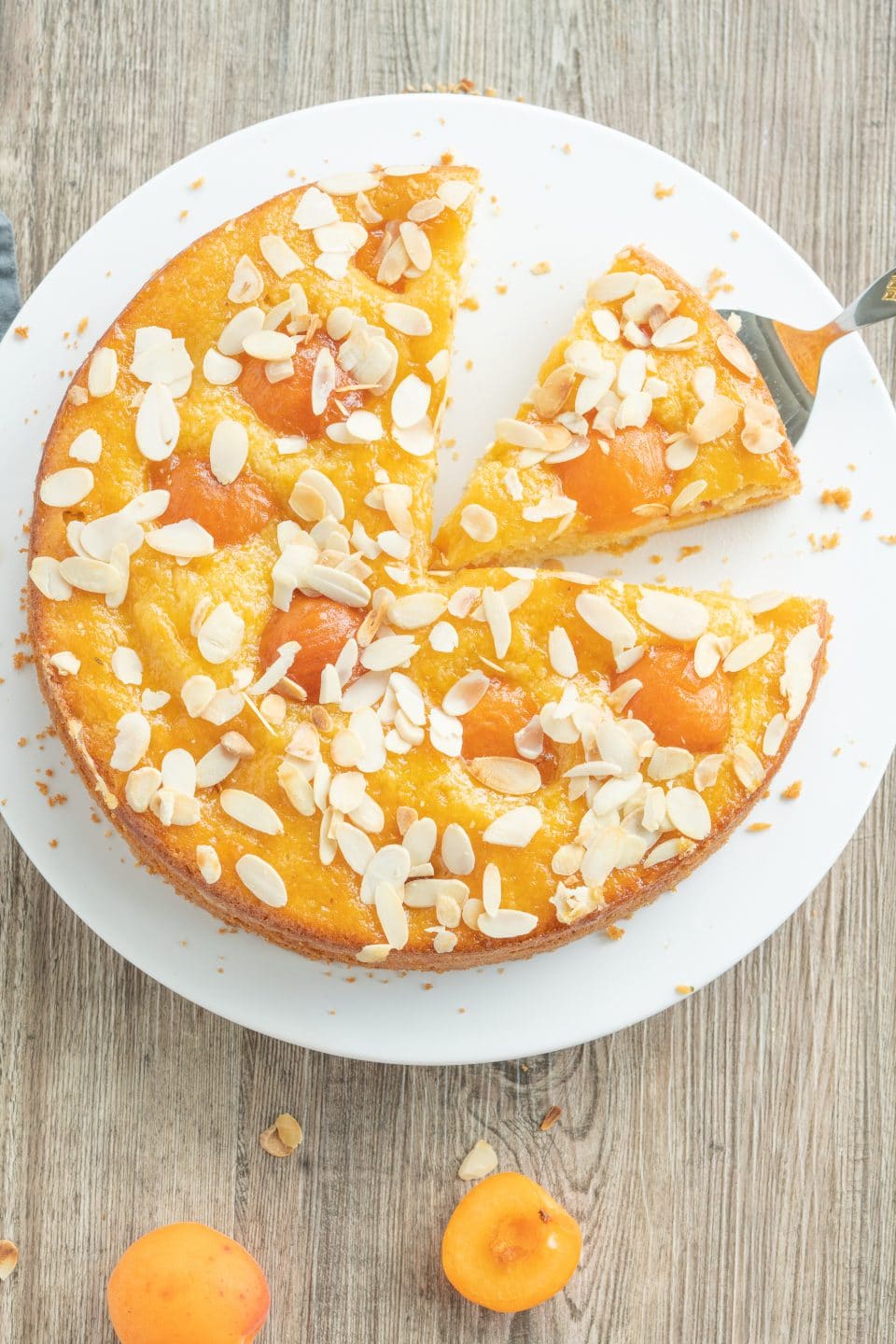 moist-apricot-cake-recipe