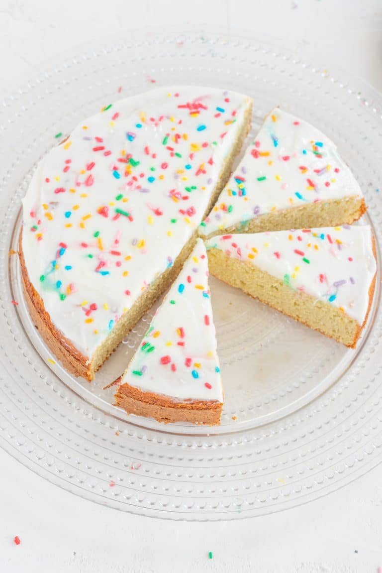 Low-Calorie Vanilla Protein Cake