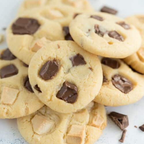 Easy Chocolate Chip Cookies