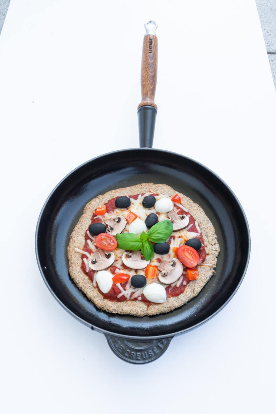 Pan Pizza with a Crispy Crust and a Fluffy Dough