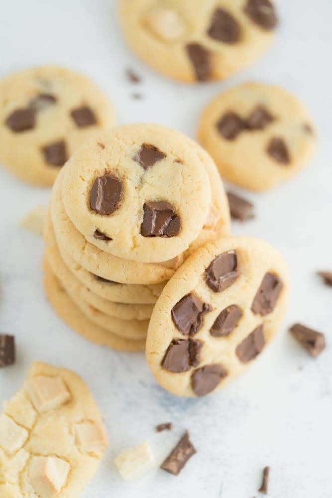 Variable Cookie Recipe with Chocolate Chunks