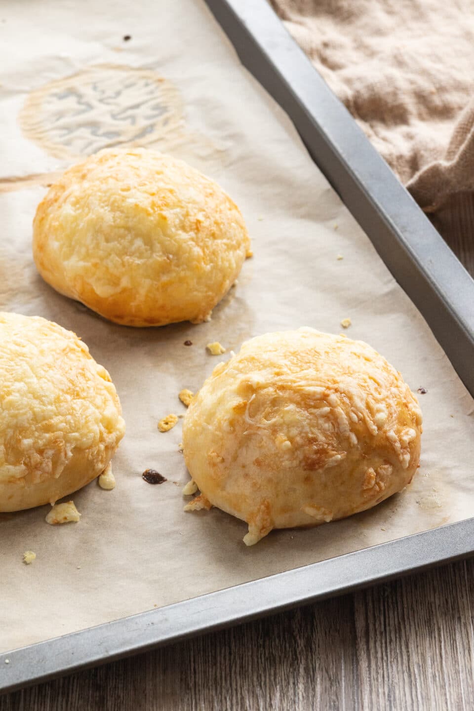 easy recipe for fluffy cheese buns