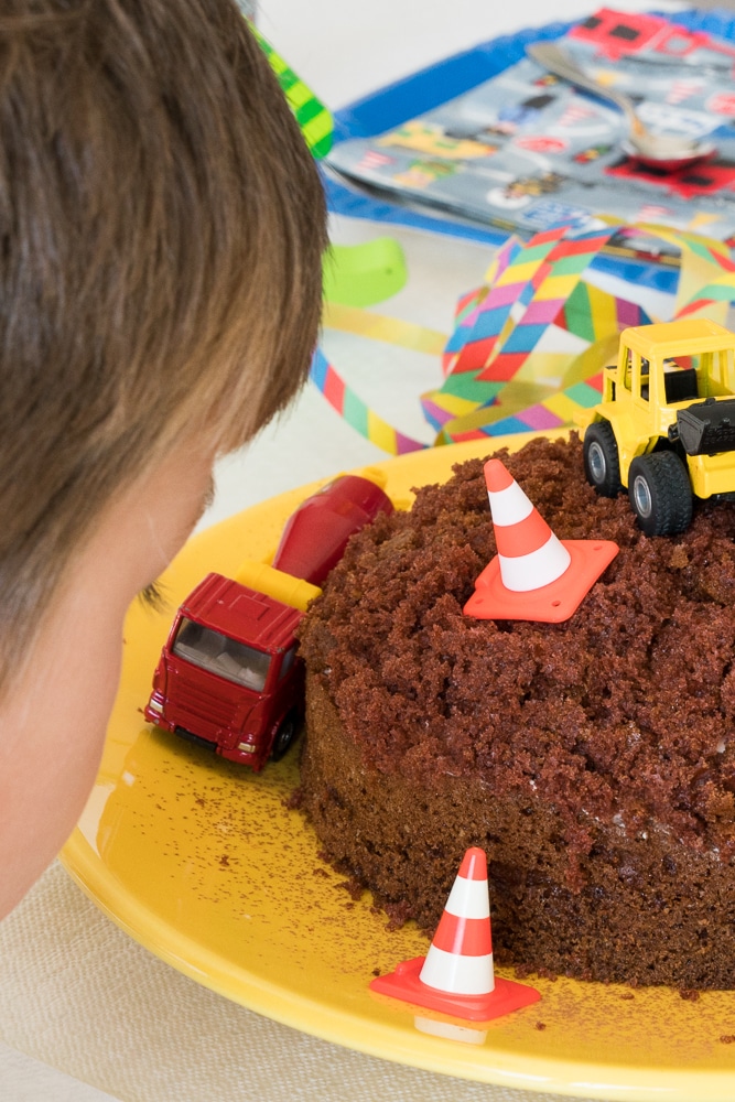 Recipe for Construction Site Themed Mole Cake