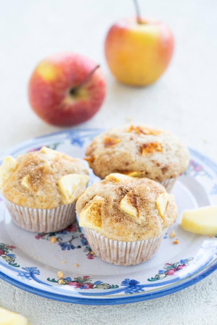 Easy Moist Apple Muffins with Yogurt