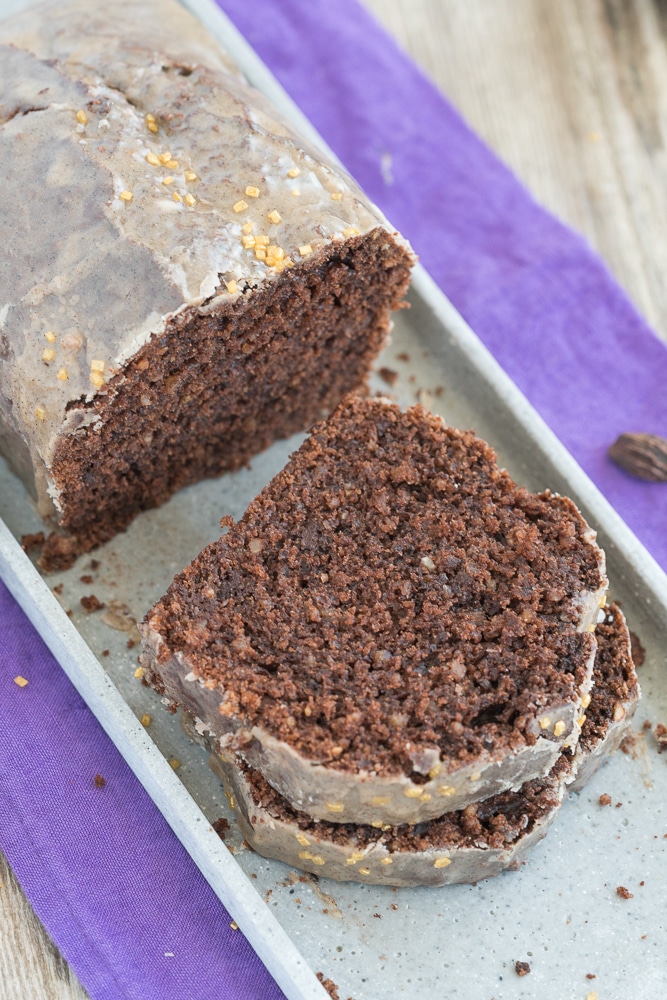 dark chocolate cake with gingerbread spice