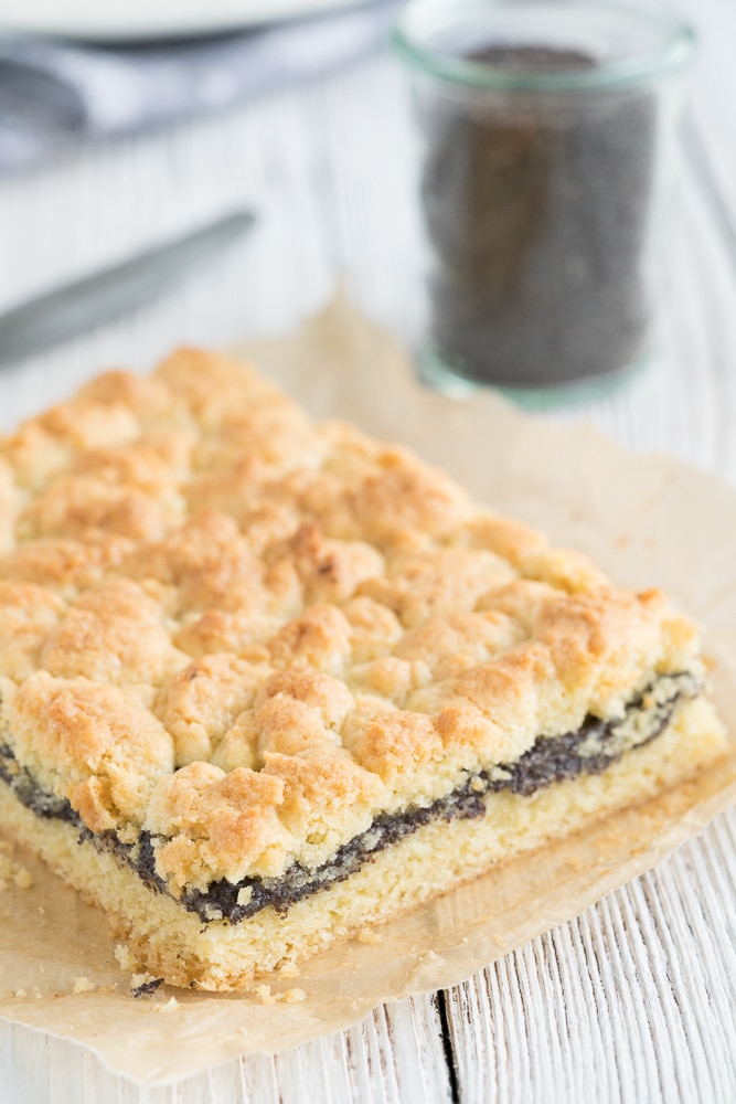 poppy seed cake with pudding