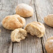 crispy fast and easy spelt rolls