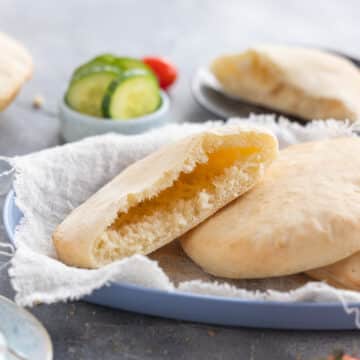 greek pita bread pockets