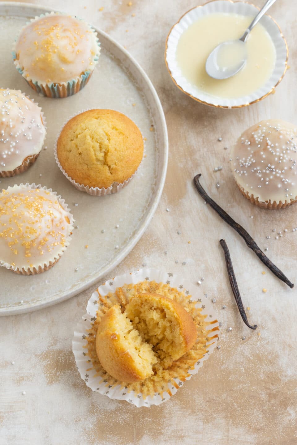 vanilla muffins