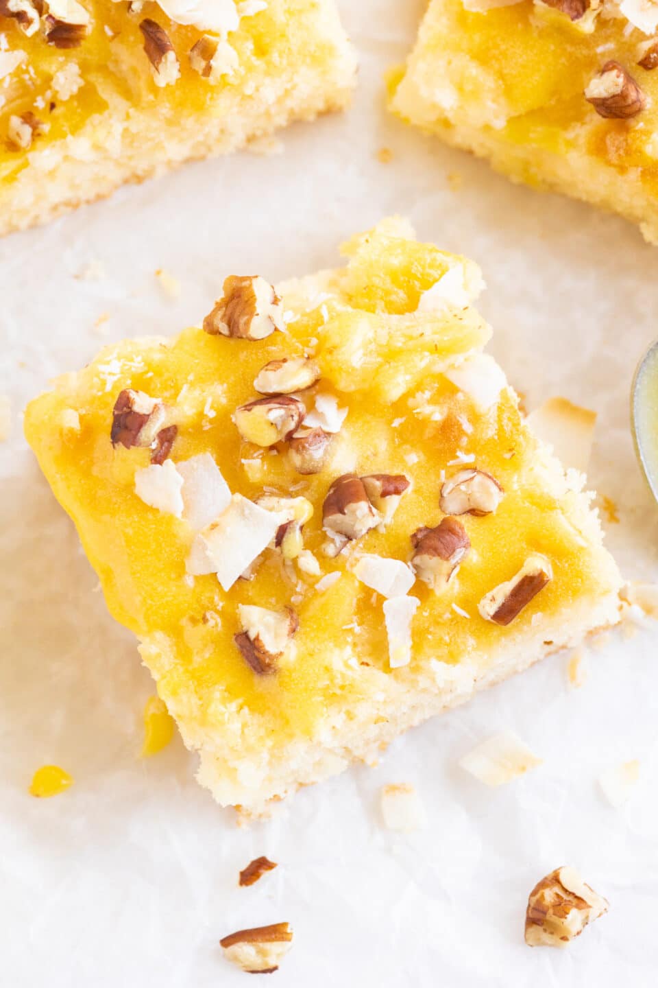 pineapple cake from the baking sheet