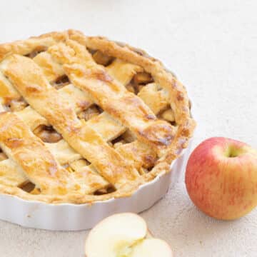 easy and quick apple recipe with pie crust
