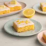 moist-lemon-sheet-cake-without-gluten