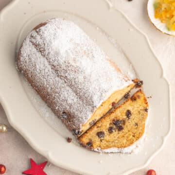 moist-quark-stollen